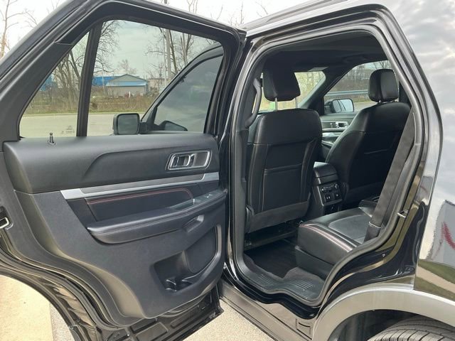 Used 2018 Ford Explorer Sport image 16