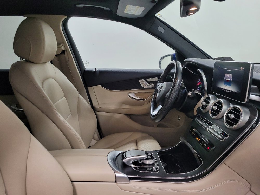 Used 2018 Mercedes-Benz GLC 300 4MATIC w/ Multimedia Package image 21