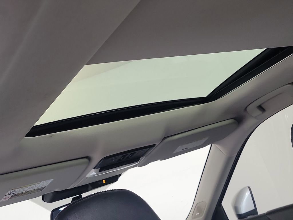 Used 2023 Mitsubishi Outlander SE image 31