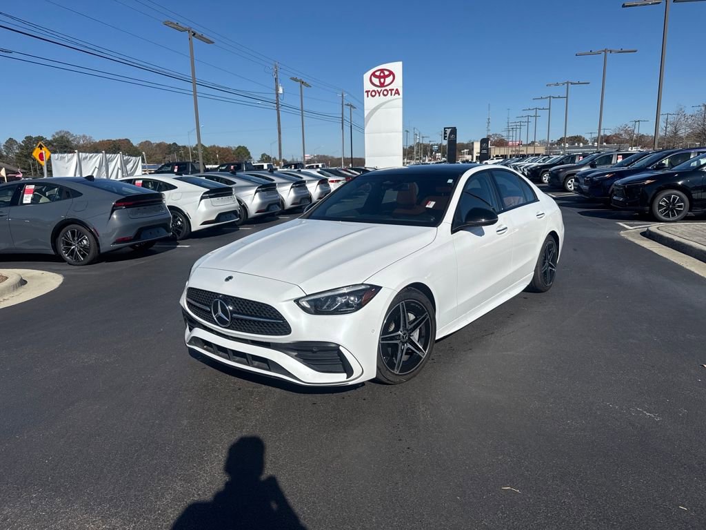 Used 2022 Mercedes-Benz C 300 Sedan image 2