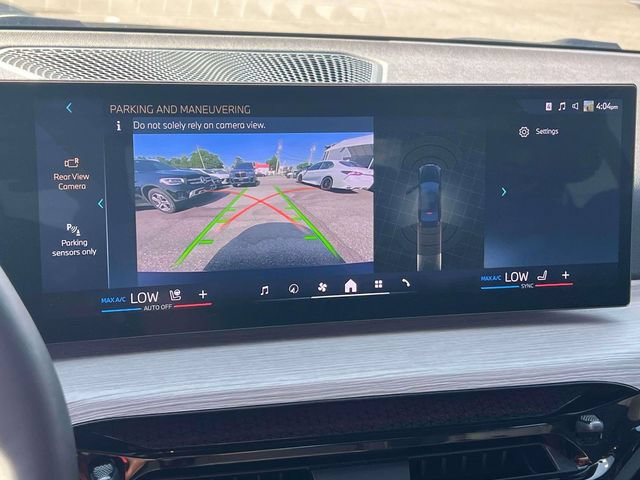 Used 2025 BMW 330i xDrive Sedan AWD/4WD image 40