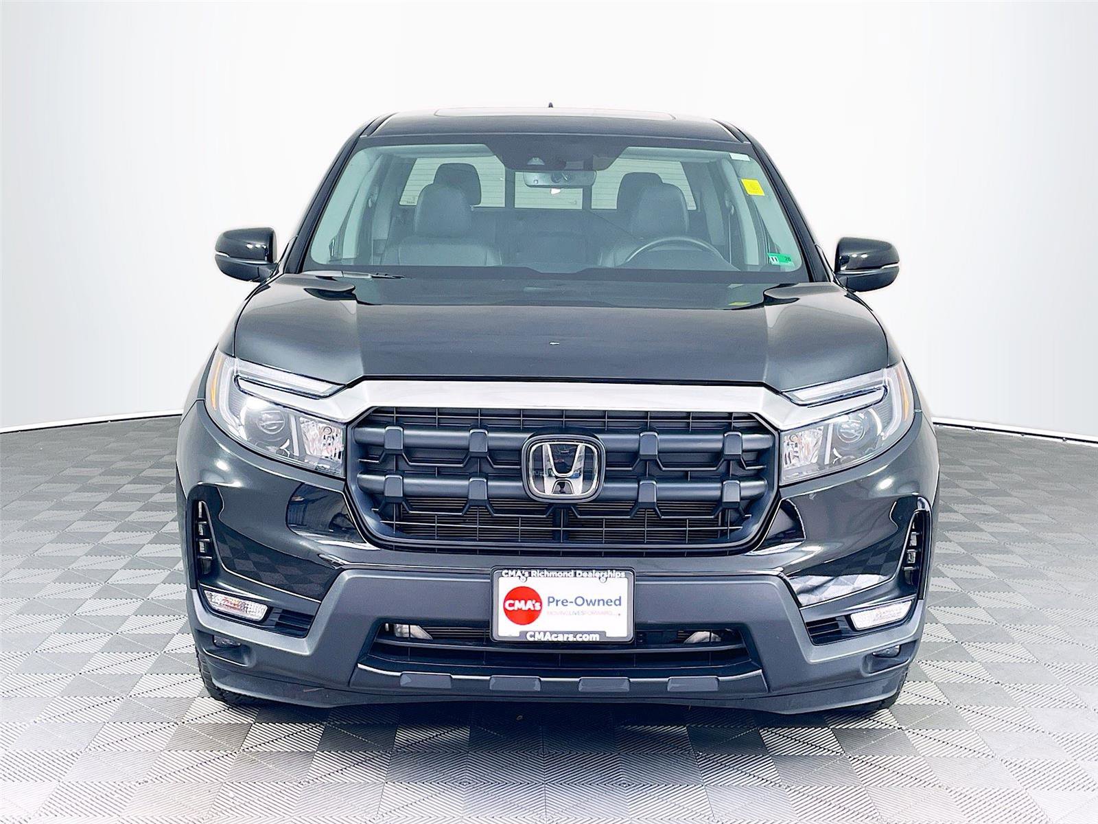 Used 2025 Honda Ridgeline RTL+ image 2