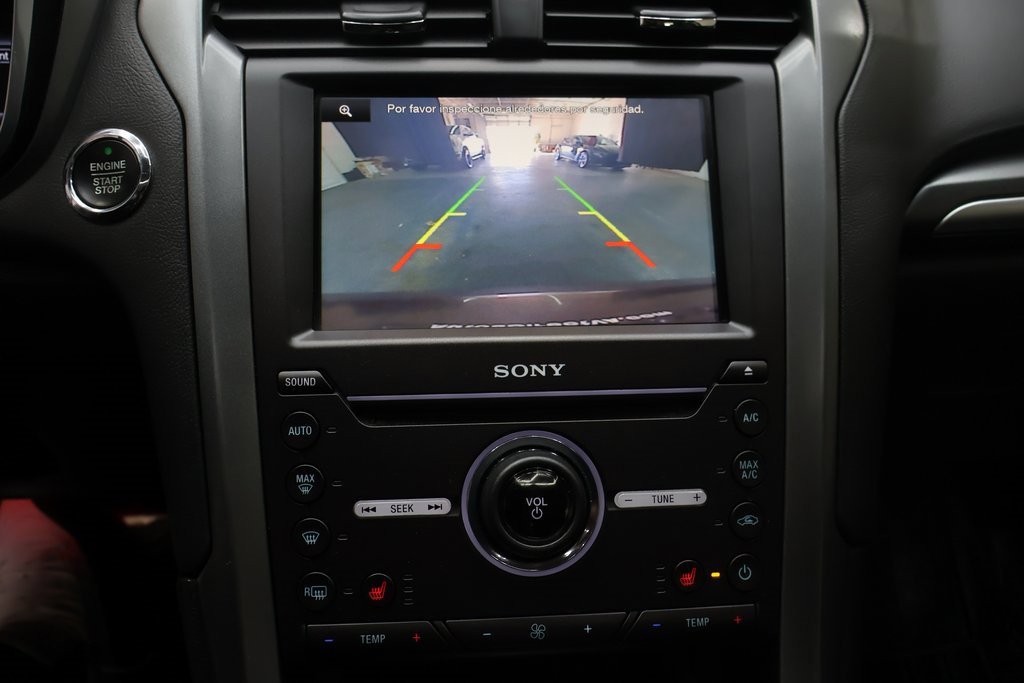 Used 2016 Ford Fusion Titanium image 22