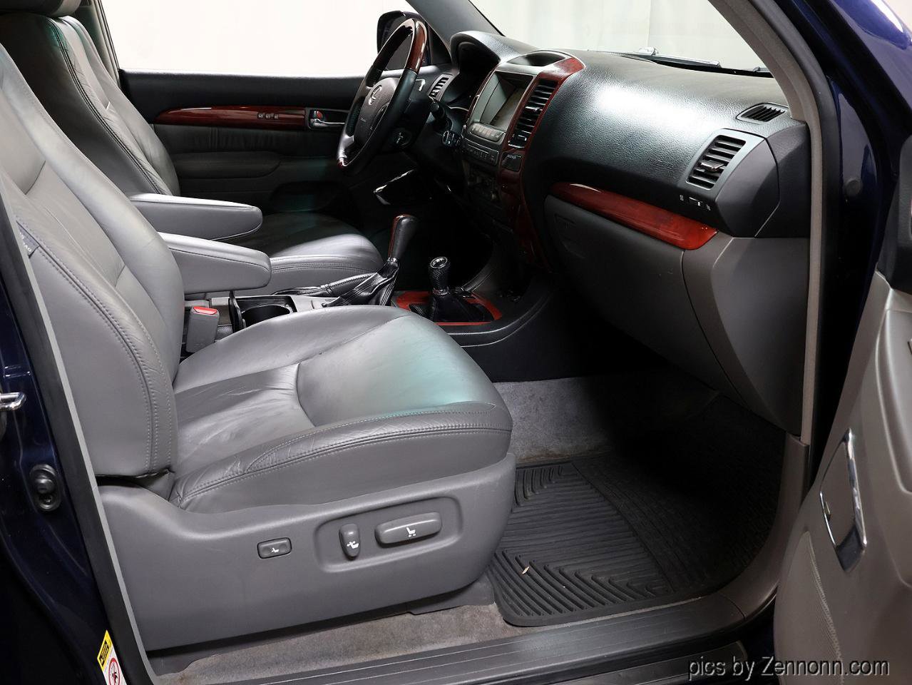 Used 2008 Lexus GX 470 image 27