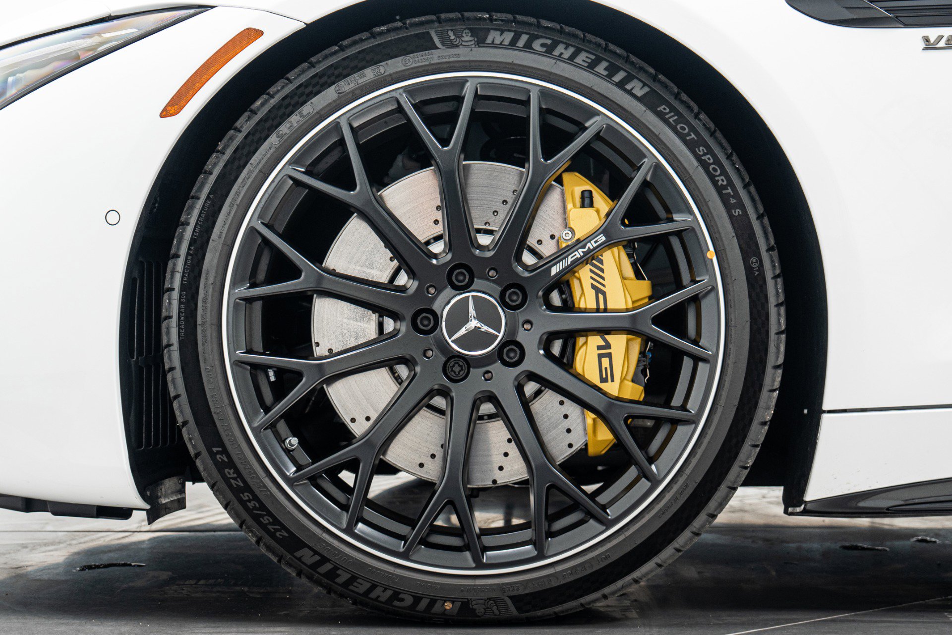 Used 2026 Mercedes-Benz SL 55 AMG 4MATIC image 10