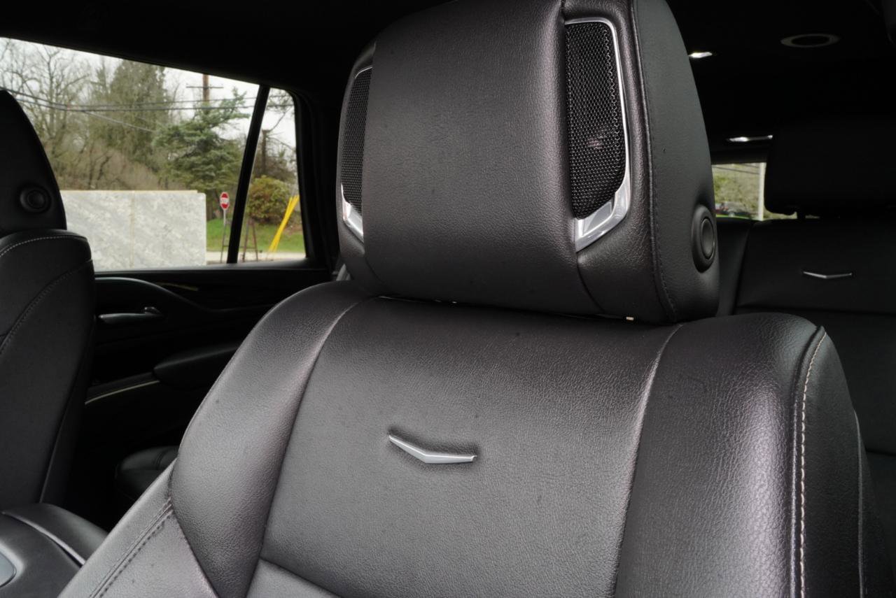 Used 2022 Cadillac Escalade Luxury image 22