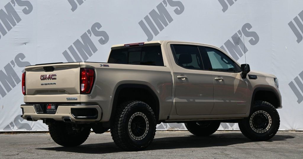 Used 2023 GMC Sierra 1500 Elevation w/ Elevation Premium Package AWD/4WD image 5