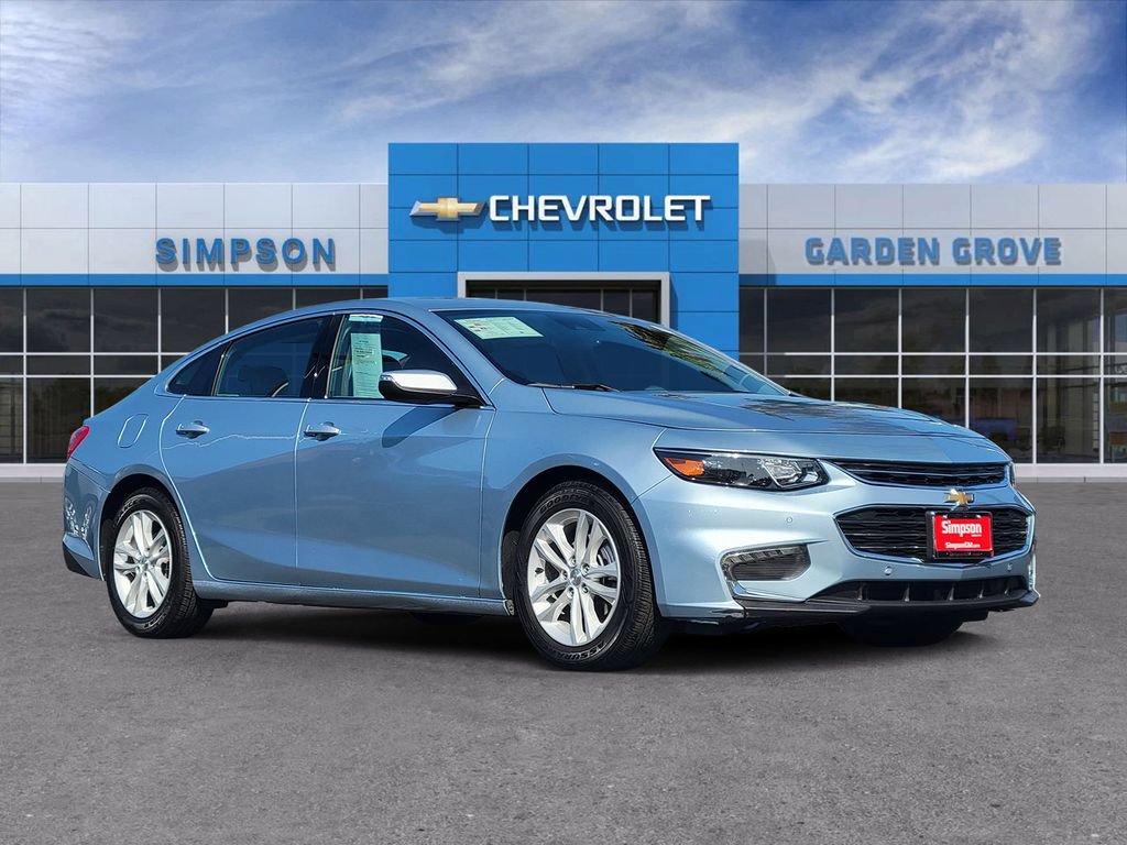 Used 2017 Chevrolet Malibu Hybrid w/ Leather Package