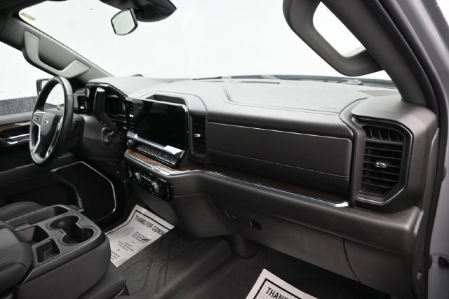 Used 2024 Chevrolet Silverado 1500 RST AWD/4WD image 9