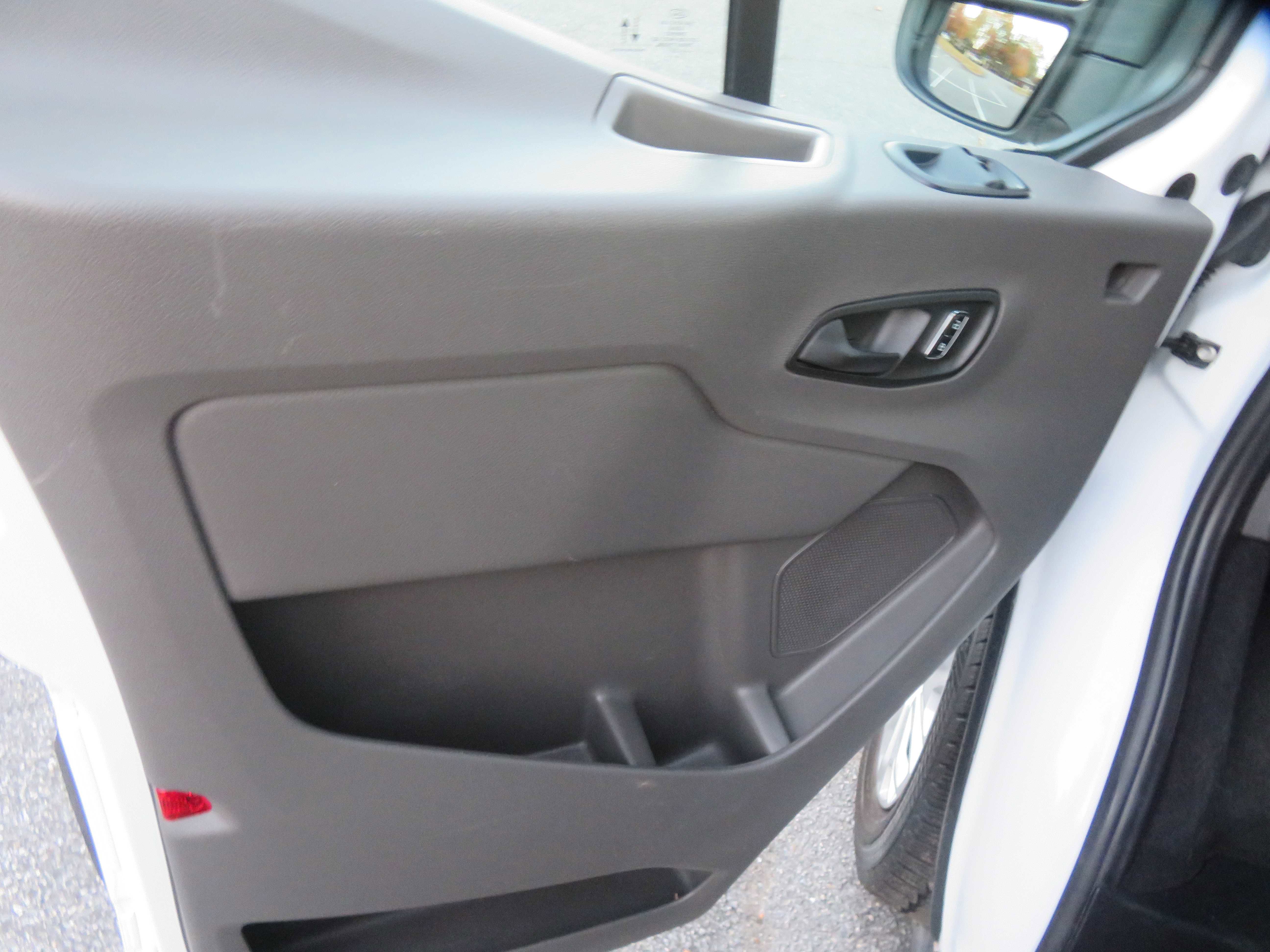 Used 2024 Ford Transit 350 XLT image 14