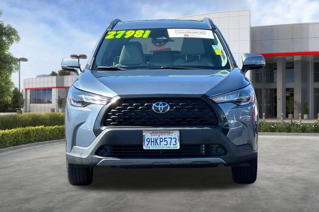 Certified 2023 Toyota Corolla Cross LE w/ Moonroof Package FWD image 11