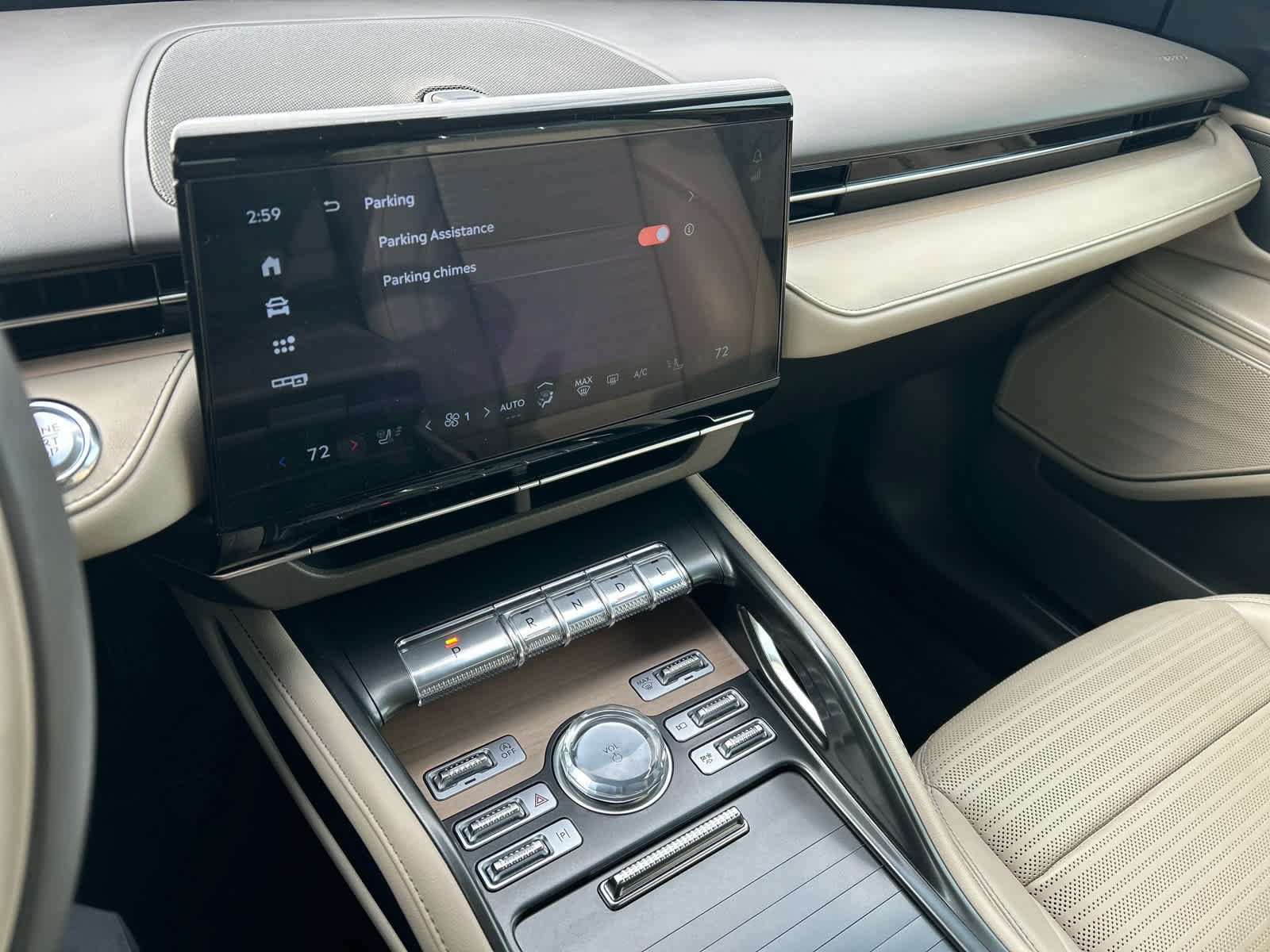 Used 2024 Lincoln Nautilus Reserve AWD/4WD image 49