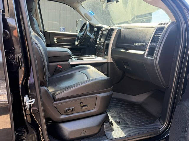 Used 2016 RAM 2500 Laramie w/ Sport Appearance Group AWD/4WD image 36