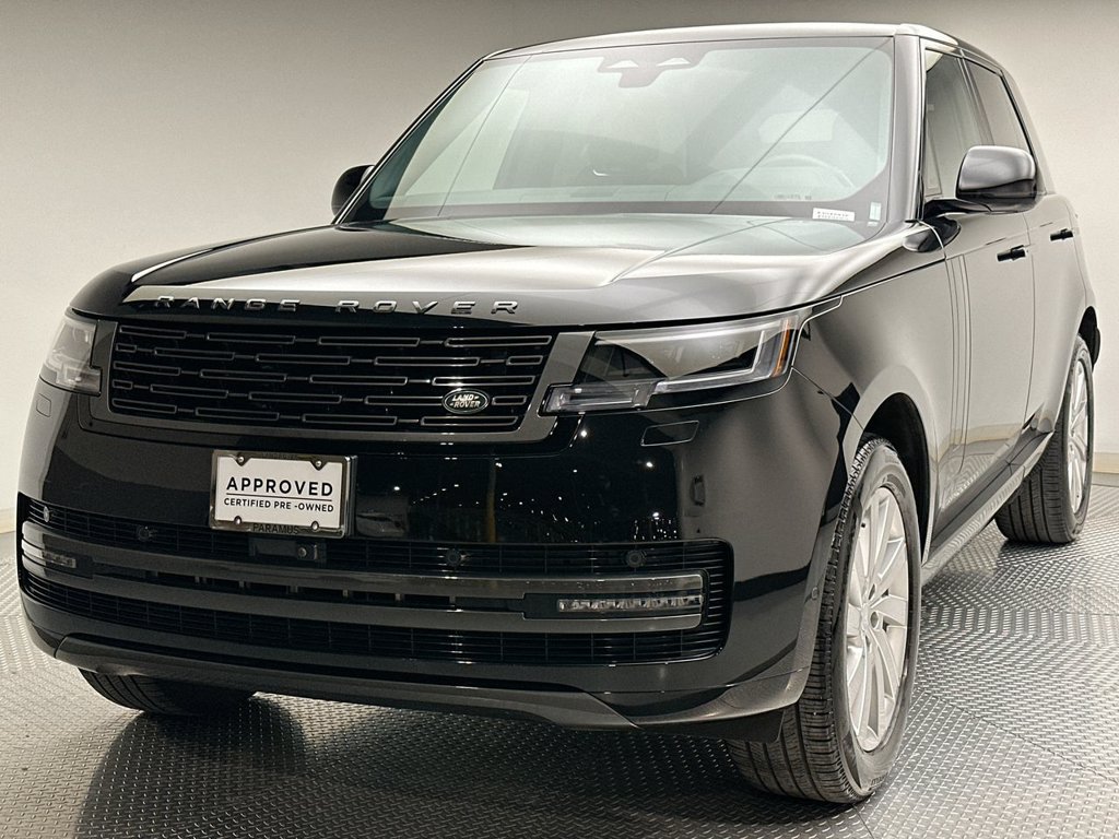 Certified 2025 Land Rover Range Rover SE AWD/4WD image 1