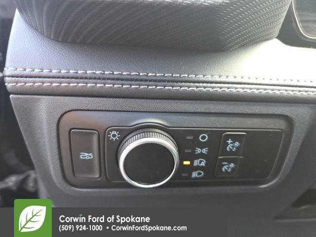 Used 2025 Ford Mustang GT Premium RWD image 18