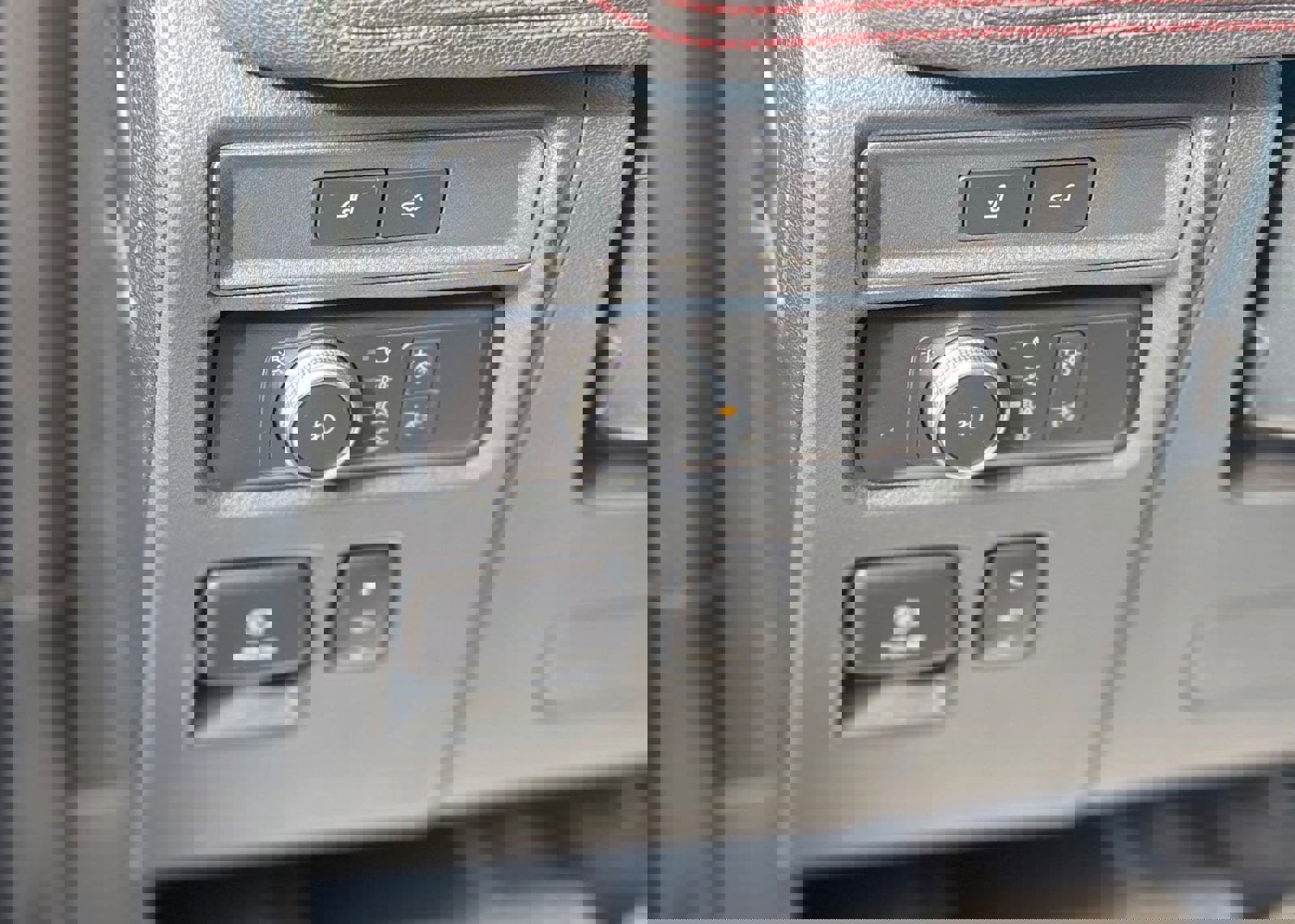 Certified 2022 Ford Expedition Max Limited image 33