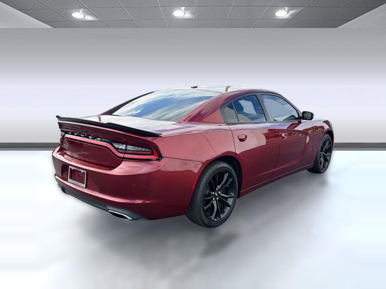 Used 2018 Dodge Charger SXT w/ Blacktop Package RWD image 9
