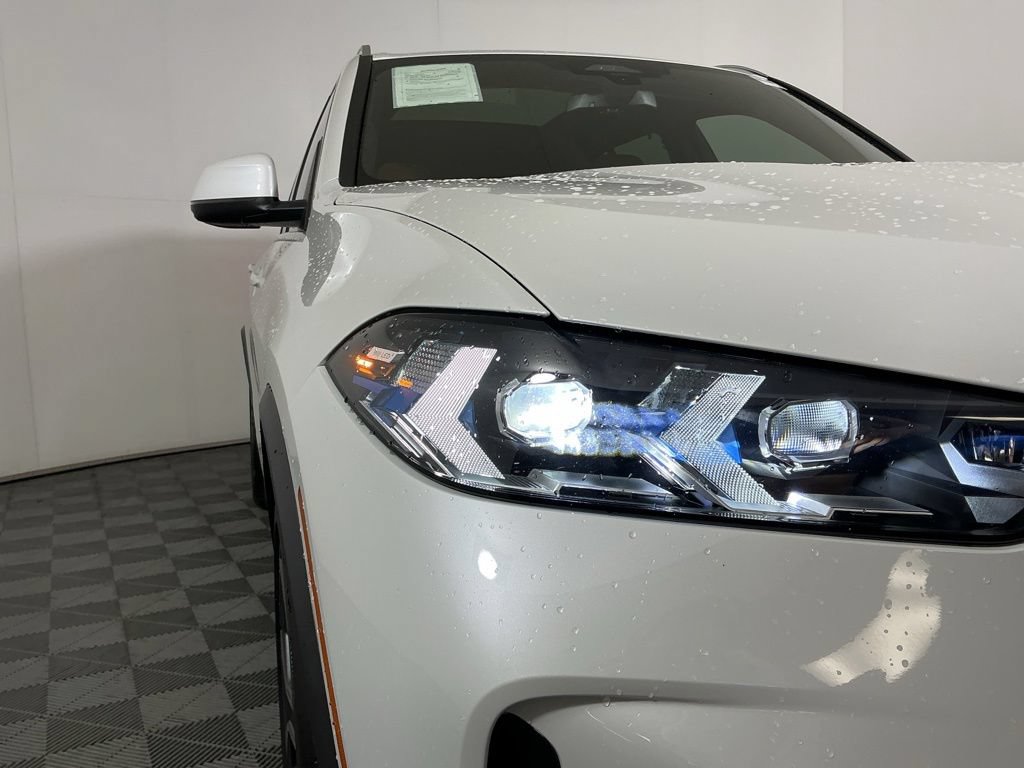 Certified 2025 BMW X5 xDrive50e w/ Executive Package AWD/4WD image 5