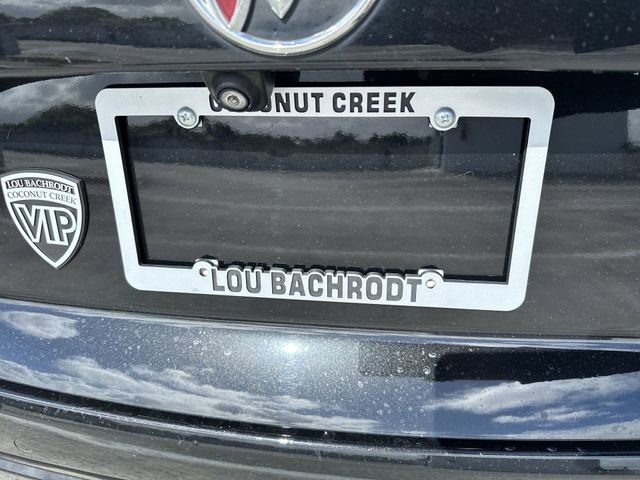 Used 2023 Buick Envision Avenir image 13