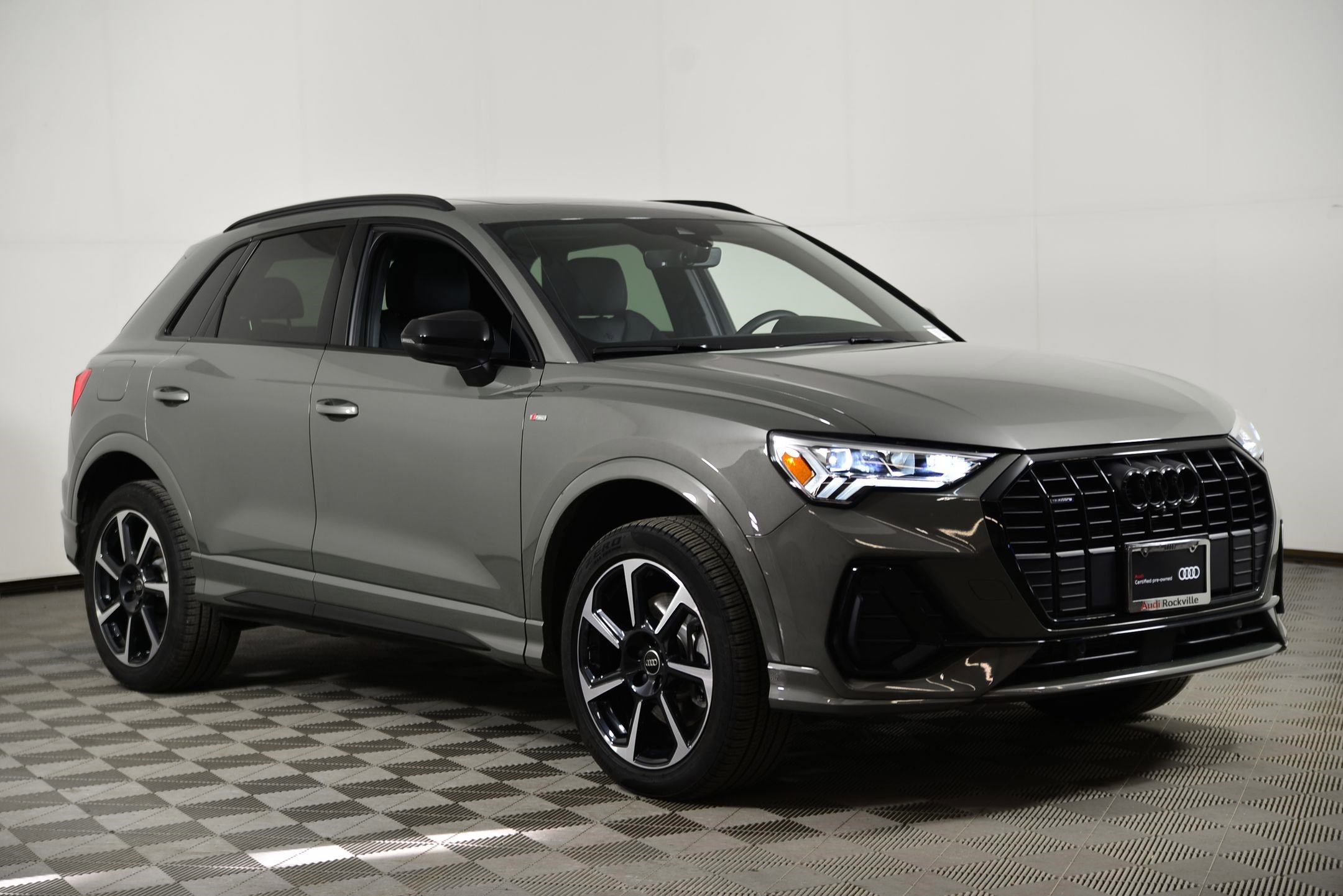 Used 2025 Audi Q3 2.0T Premium Plus image 7