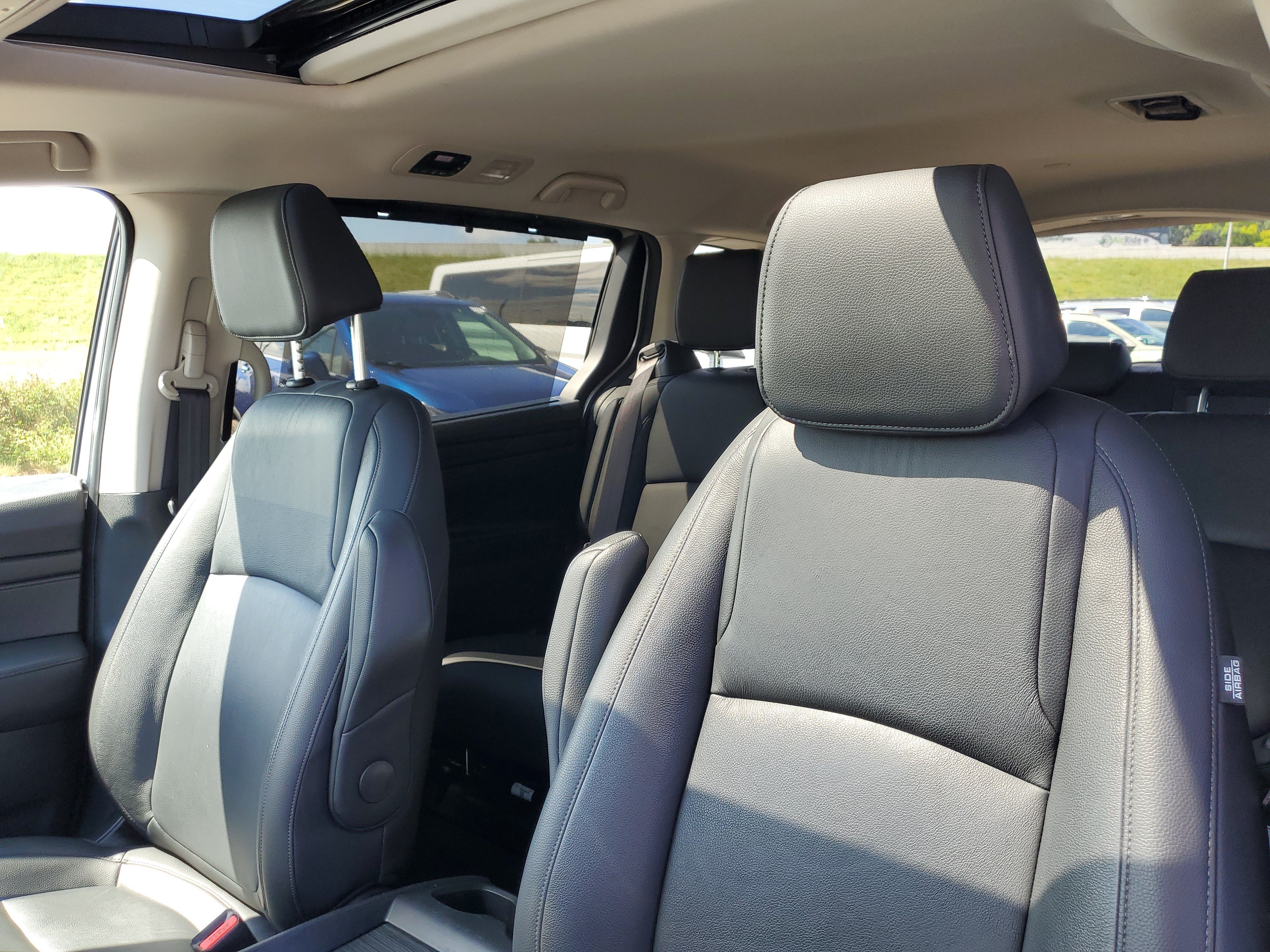 Certified 2025 Honda Odyssey EX-L image 13