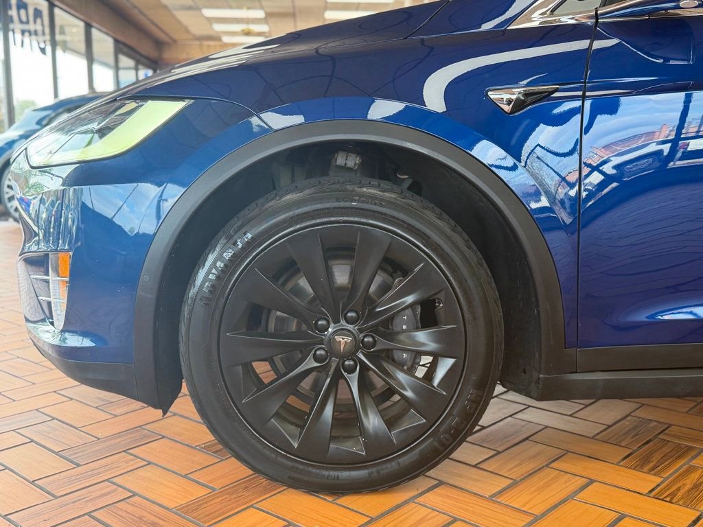 Used 2016 Tesla Model X 90D AWD/4WD image 23