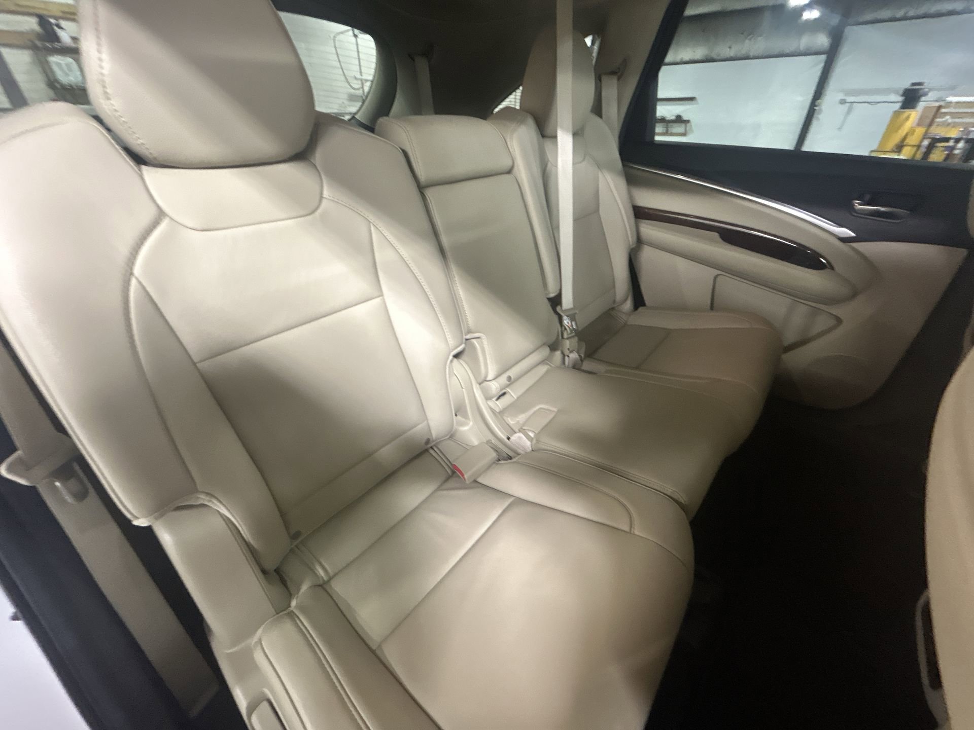 Used 2020 Acura MDX SH-AWD image 28