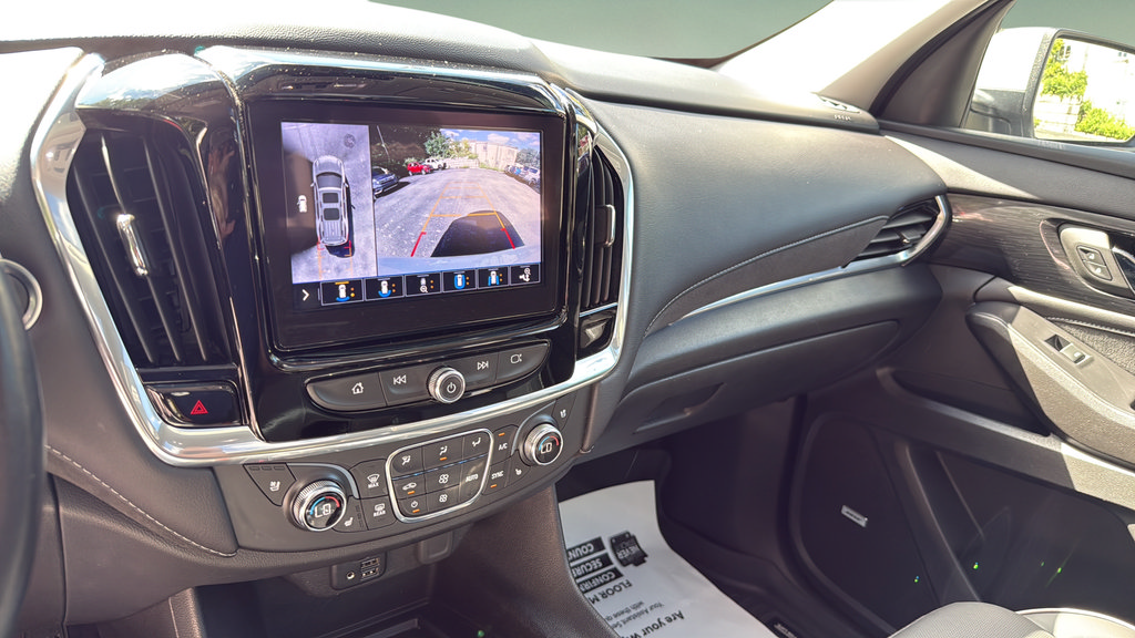 Used 2021 Chevrolet Traverse High Country AWD/4WD image 38