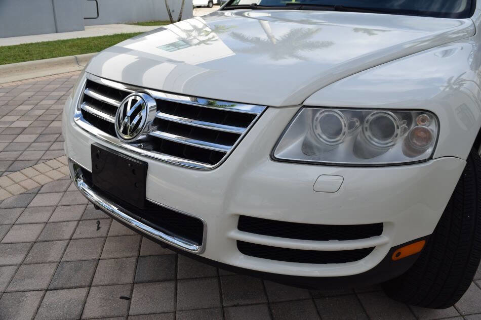 Used 2006 Volkswagen Touareg V10 TDI AWD/4WD image 9
