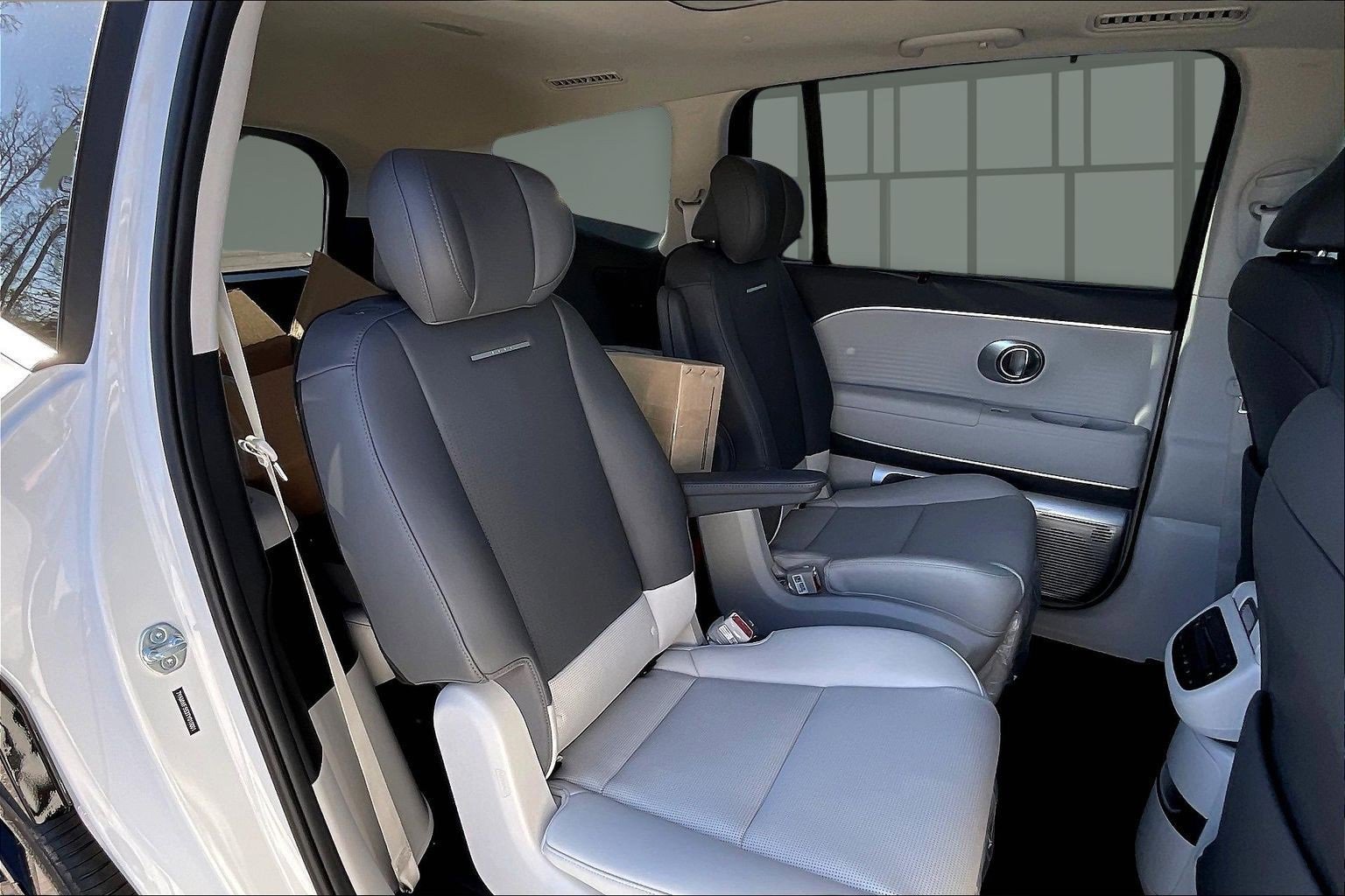 New 2026 Hyundai Ioniq 9 Limited image 10