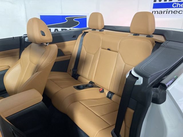 Used 2022 BMW M440i Convertible image 32