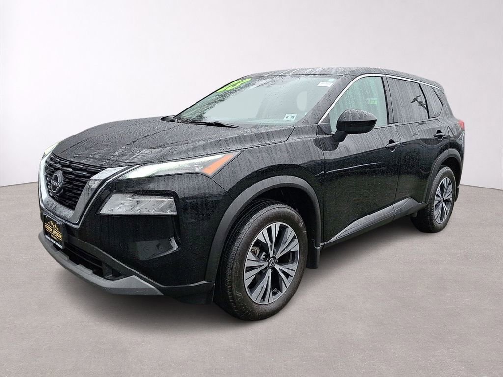 Used 2023 Nissan Rogue SV image 3
