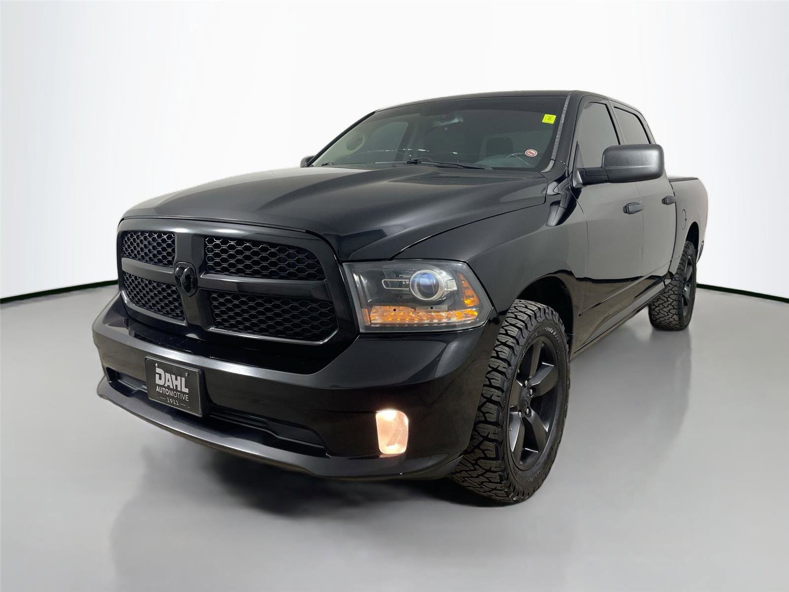 Used 2015 RAM 1500 Express image 4