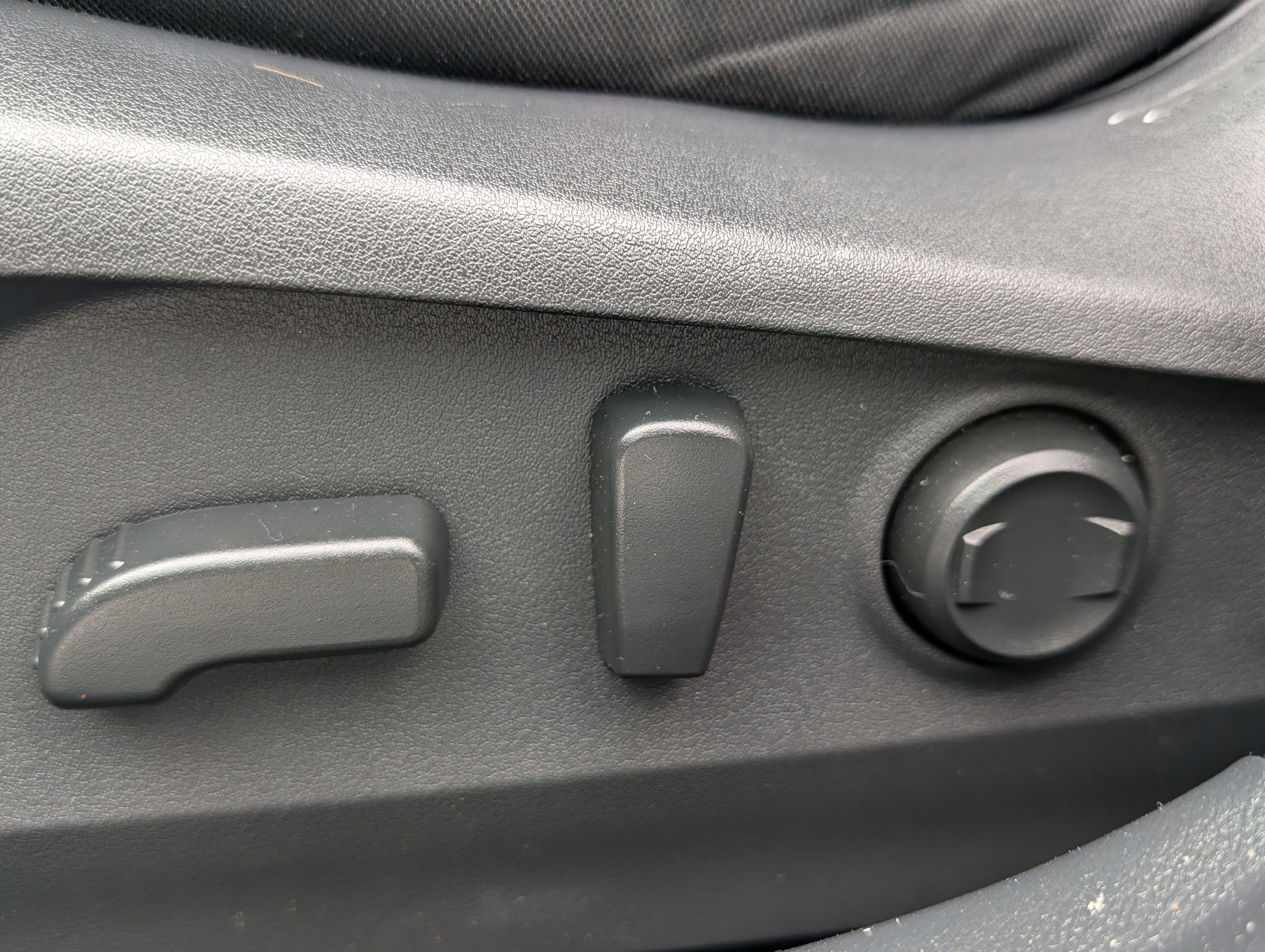 Used 2022 Subaru Outback Premium image 17