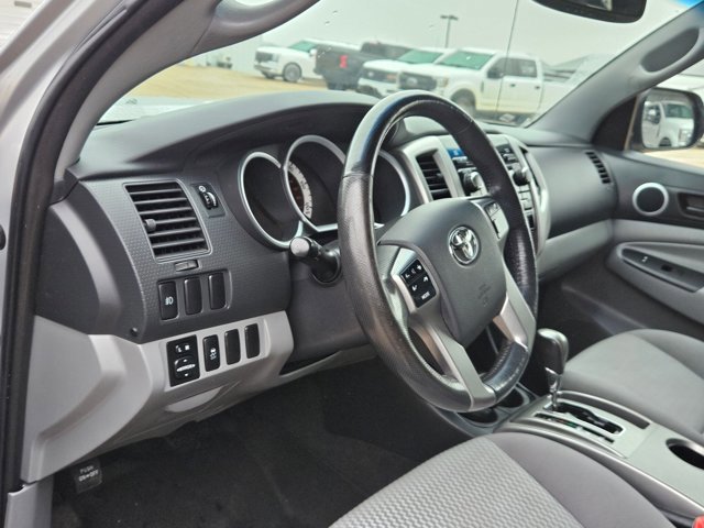 Used 2012 Toyota Tacoma PreRunner w/ SR5 Pkg RWD image 9