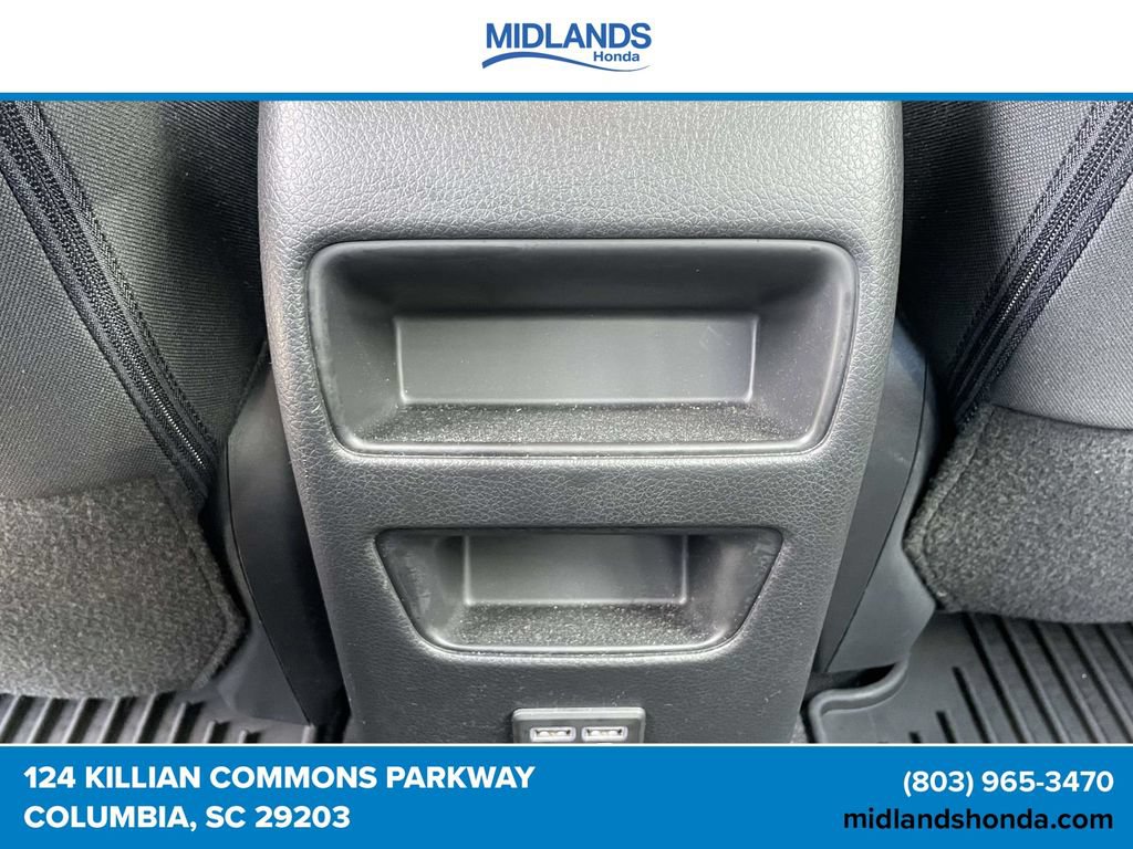 Used 2018 Nissan Sentra SR w/ Technology Package FWD image 11