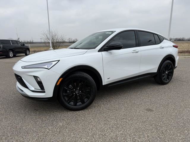 New 2026 Buick Envista Sport Touring image 2