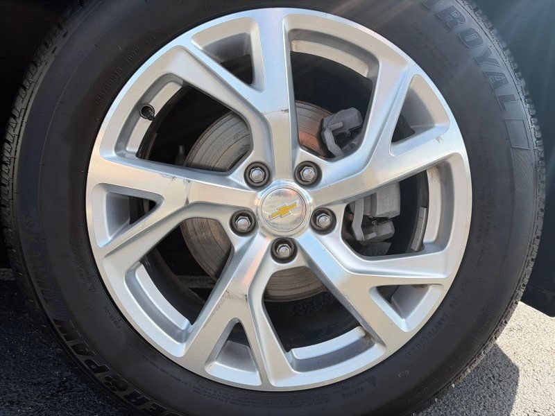 Used 2019 Chevrolet Equinox Premier w/ LPO, Floor Liner Package AWD/4WD image 33
