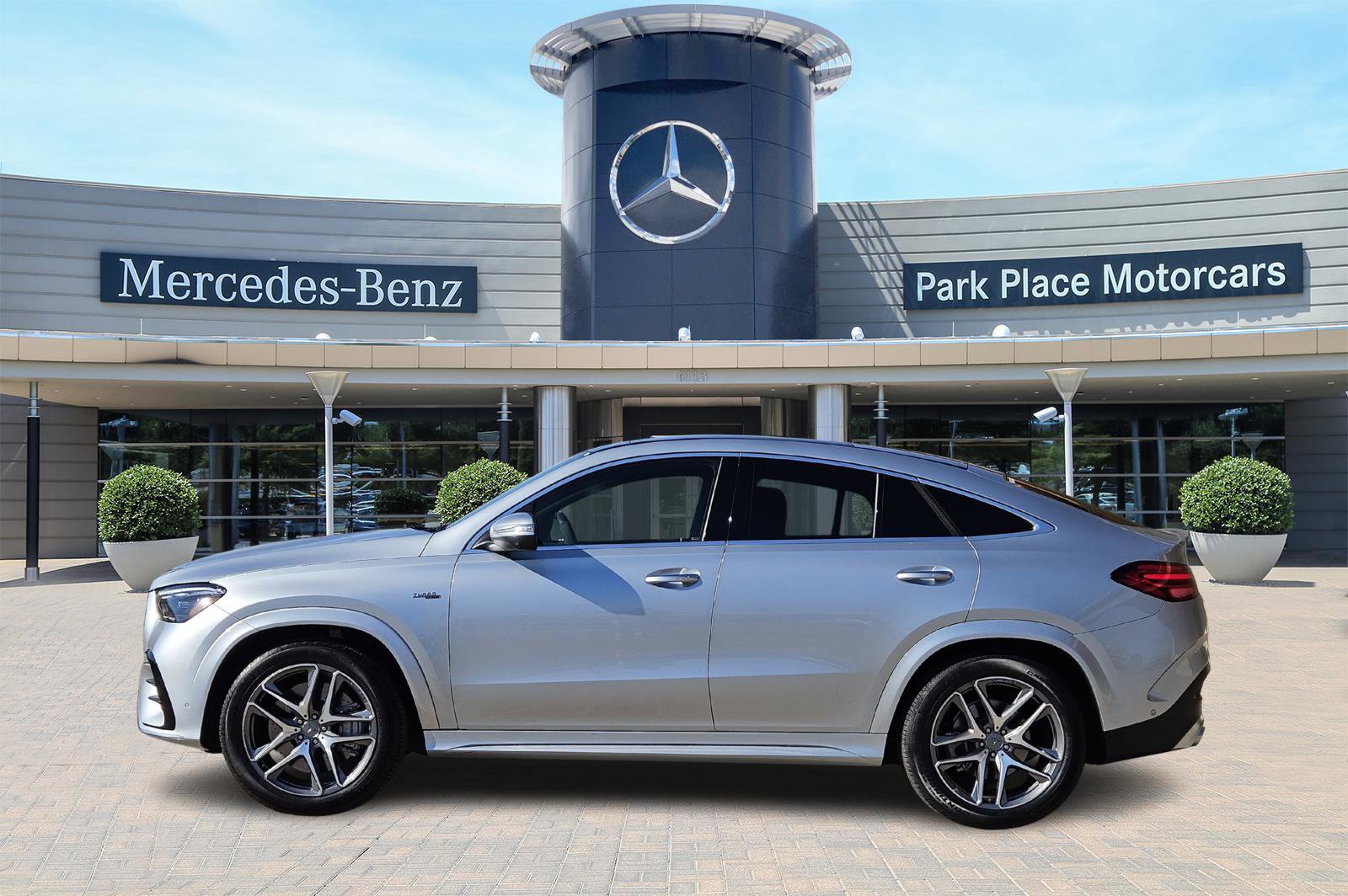 Certified 2025 Mercedes-Benz GLE 53 AMG 4MATIC Coupe image 3