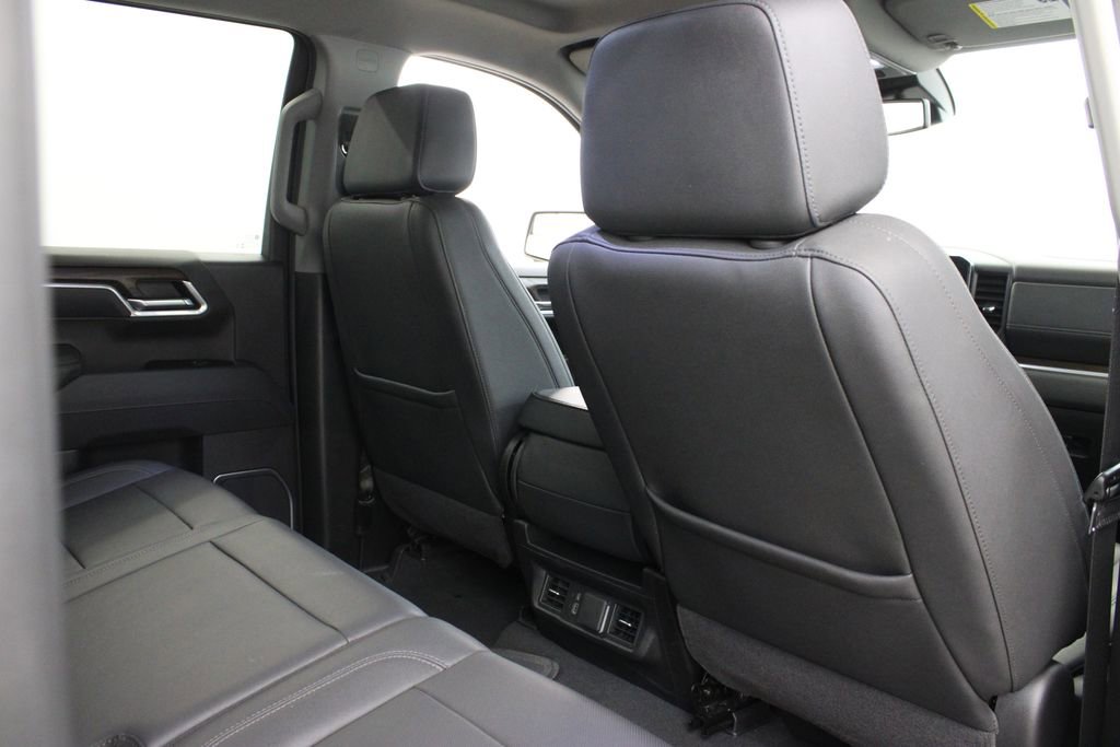 Used 2025 GMC Sierra 1500 SLT AWD/4WD image 22