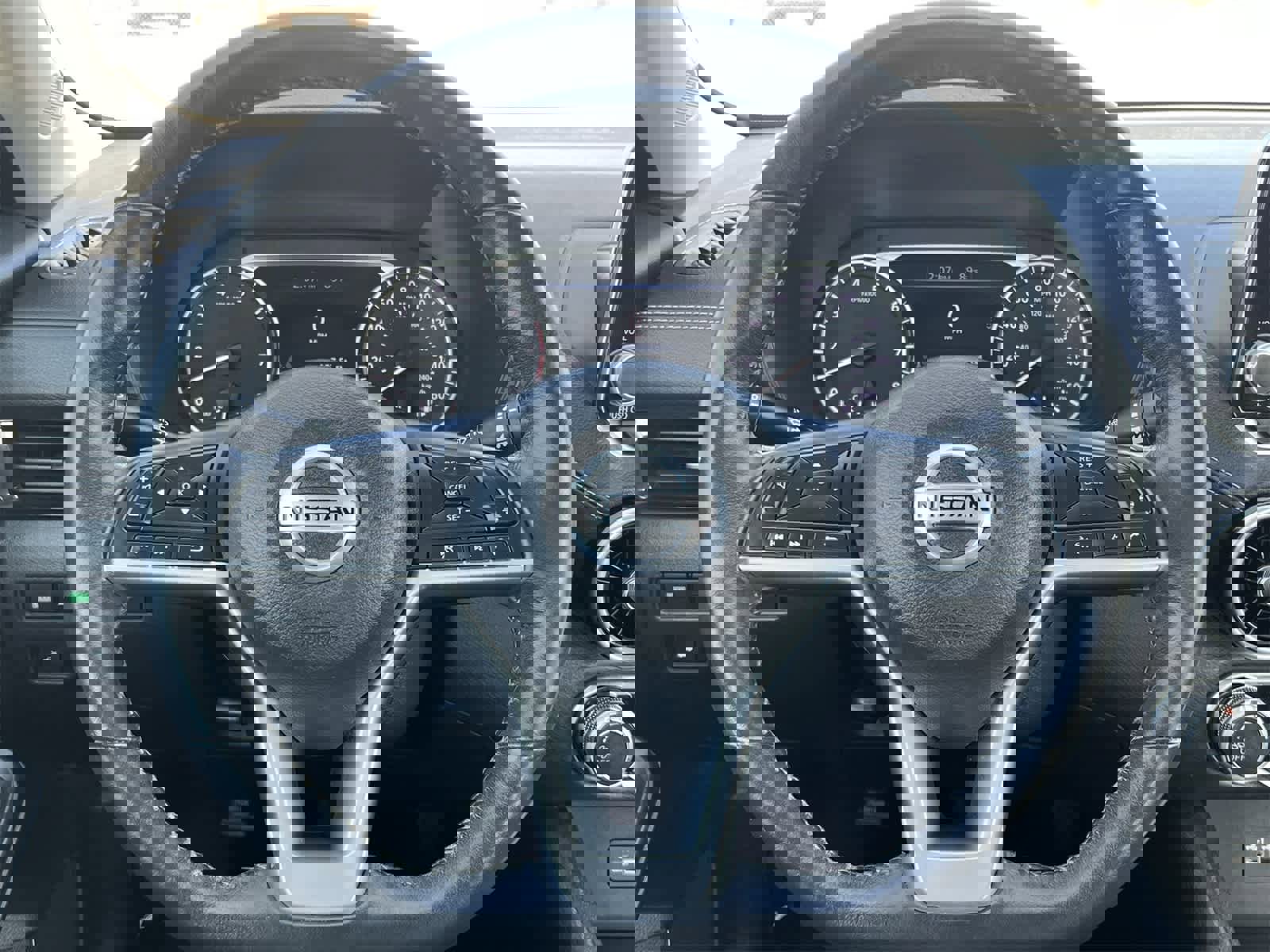 Used 2022 Nissan Sentra SV image 23