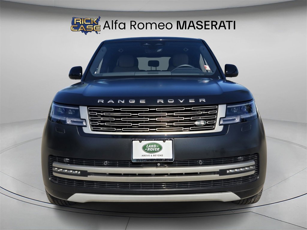 Used 2024 Land Rover Range Rover Long Wheelbase SE image 5