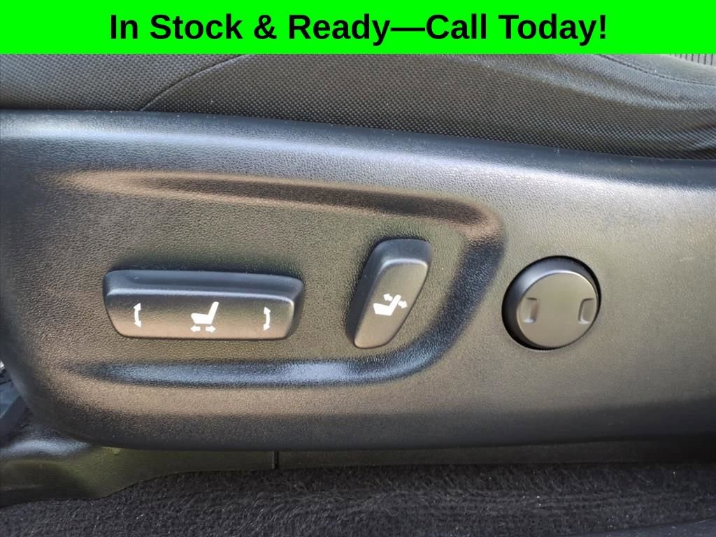 Used 2020 Toyota 4Runner SR5 image 33