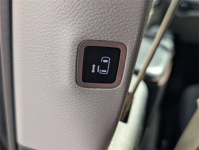 Used 2019 Chrysler Pacifica Touring Plus image 10