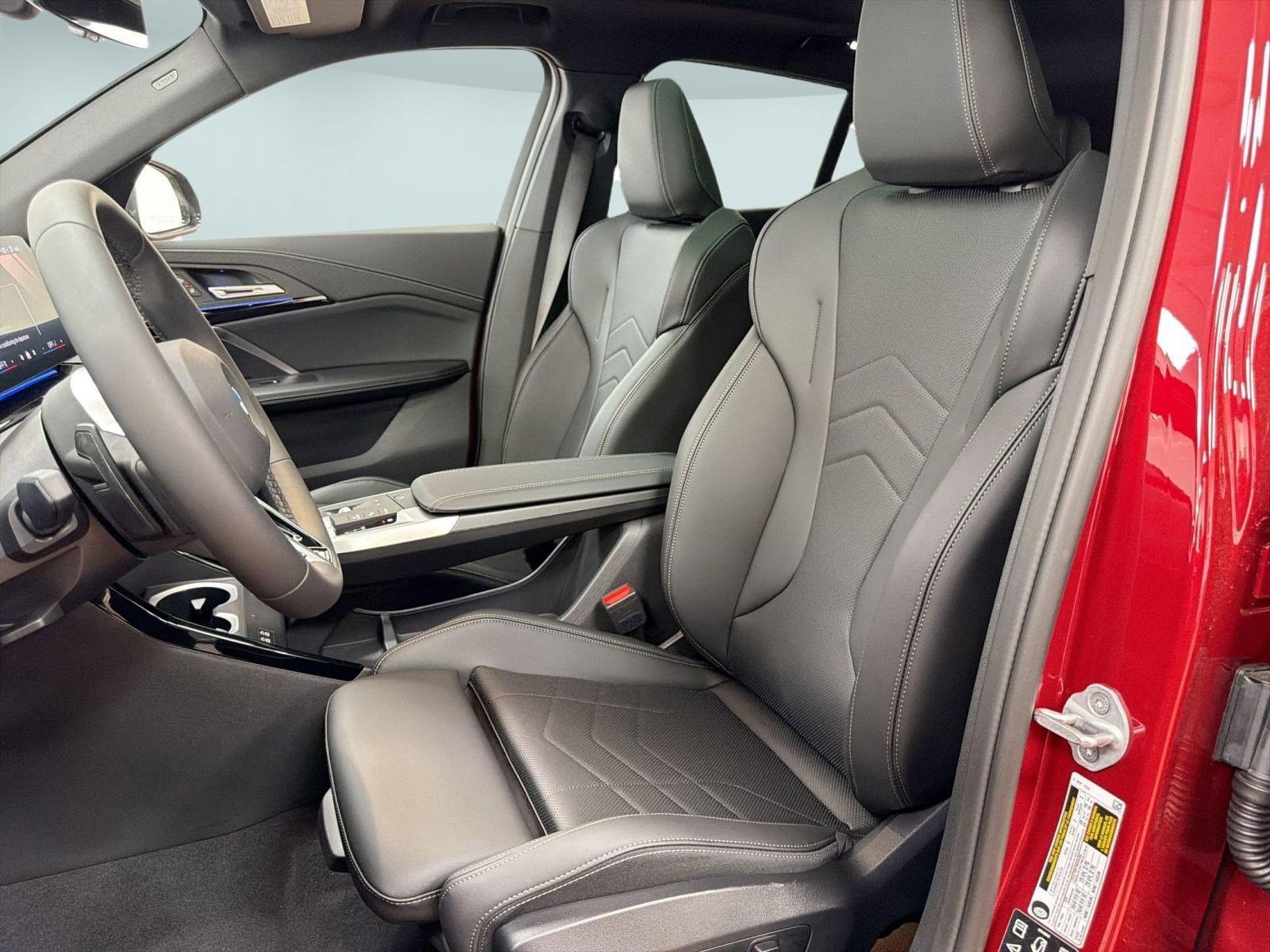 New 2026 BMW X2 xDrive28i w/ Technology Package AWD/4WD image 5