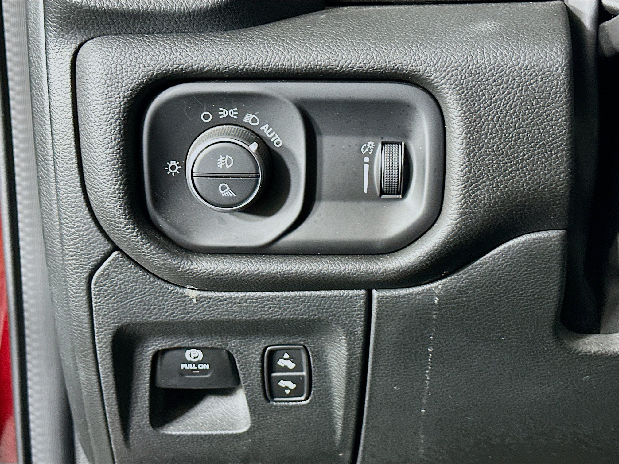 Used 2023 RAM 1500 Big Horn AWD/4WD image 16