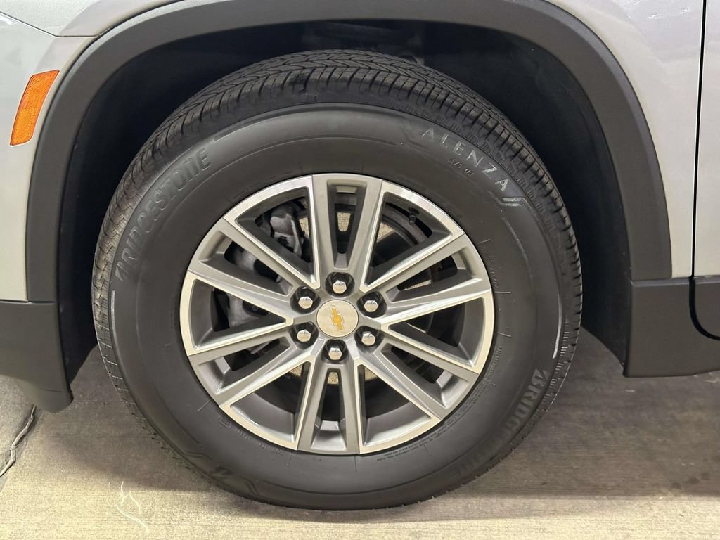 Certified 2023 Chevrolet Traverse LT AWD/4WD image 10