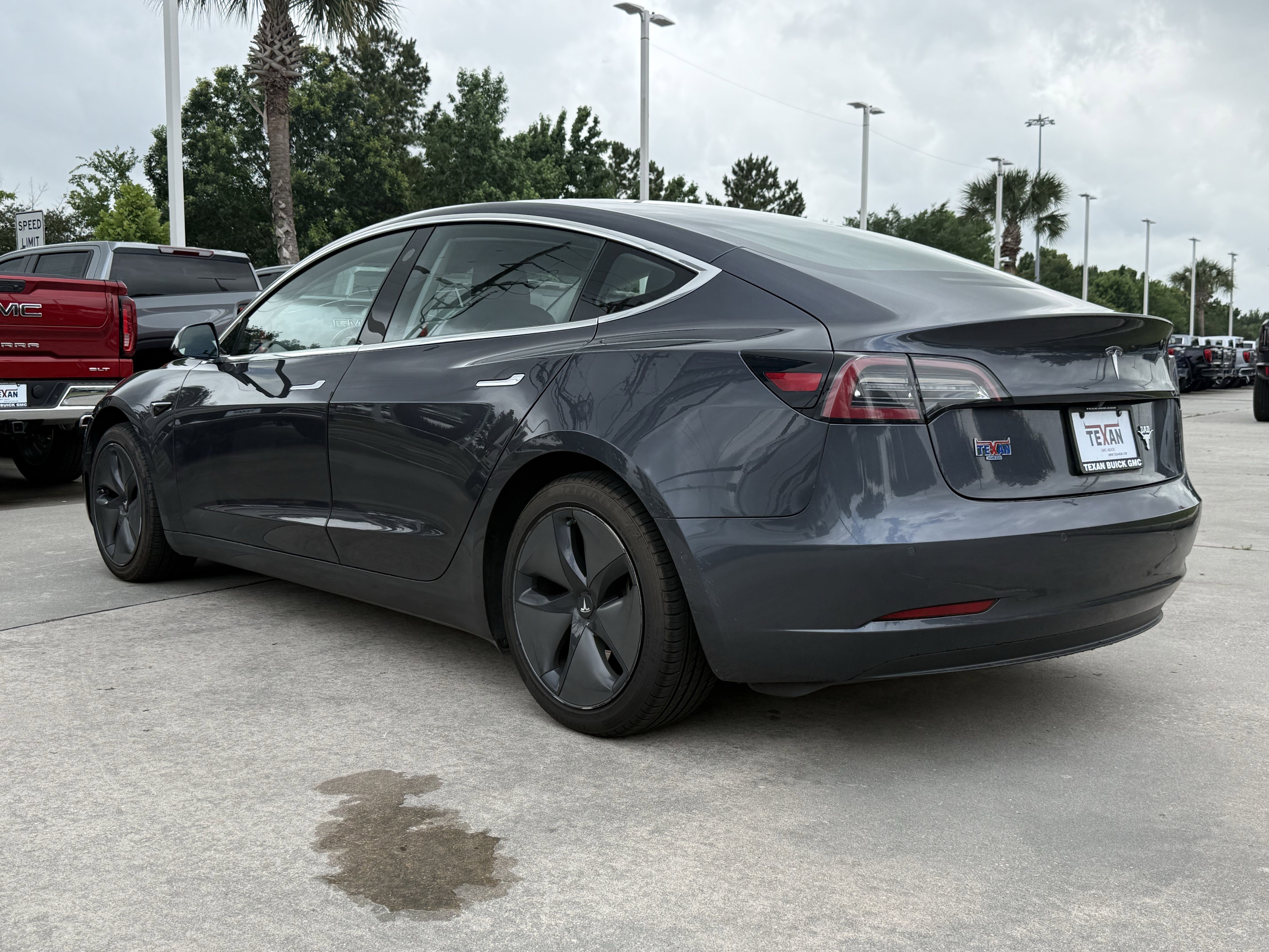 Used 2018 Tesla Model 3 Long Range RWD image 7