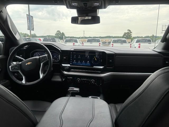 Used 2026 Chevrolet Silverado 1500 LTZ AWD/4WD image 13