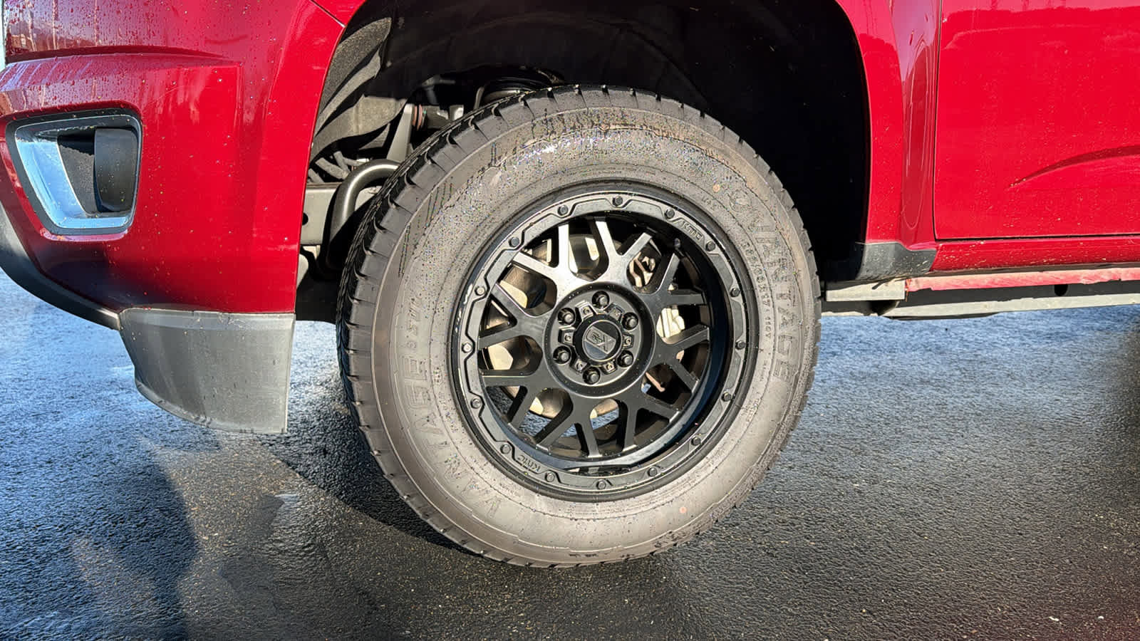 Used 2019 Chevrolet Colorado Z71 image 9